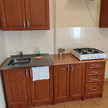центр 2 кім студія 6 місць з кондиціонером Apartamento *
